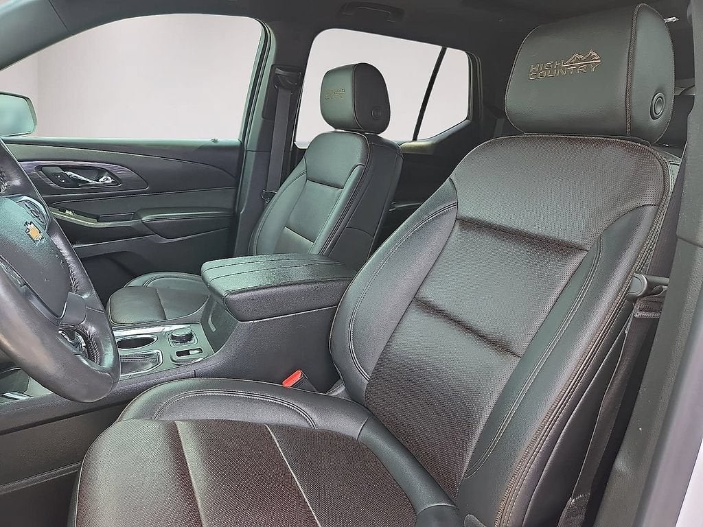 2022 Chevrolet Traverse High Country