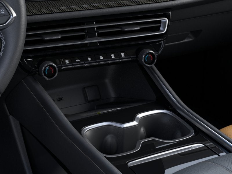 2027 Chevrolet Traverse Z71 - Photo 43