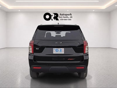 2023 Chevrolet Suburban RST