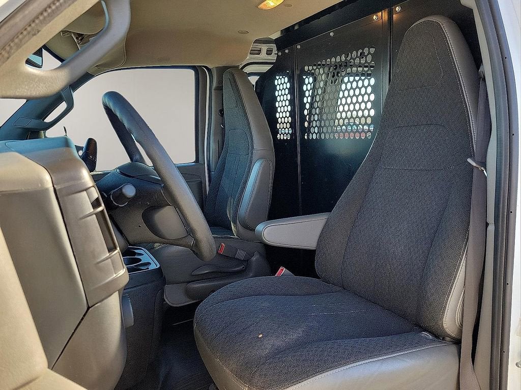 2024 GMC Savana Cargo 2500 Work Van