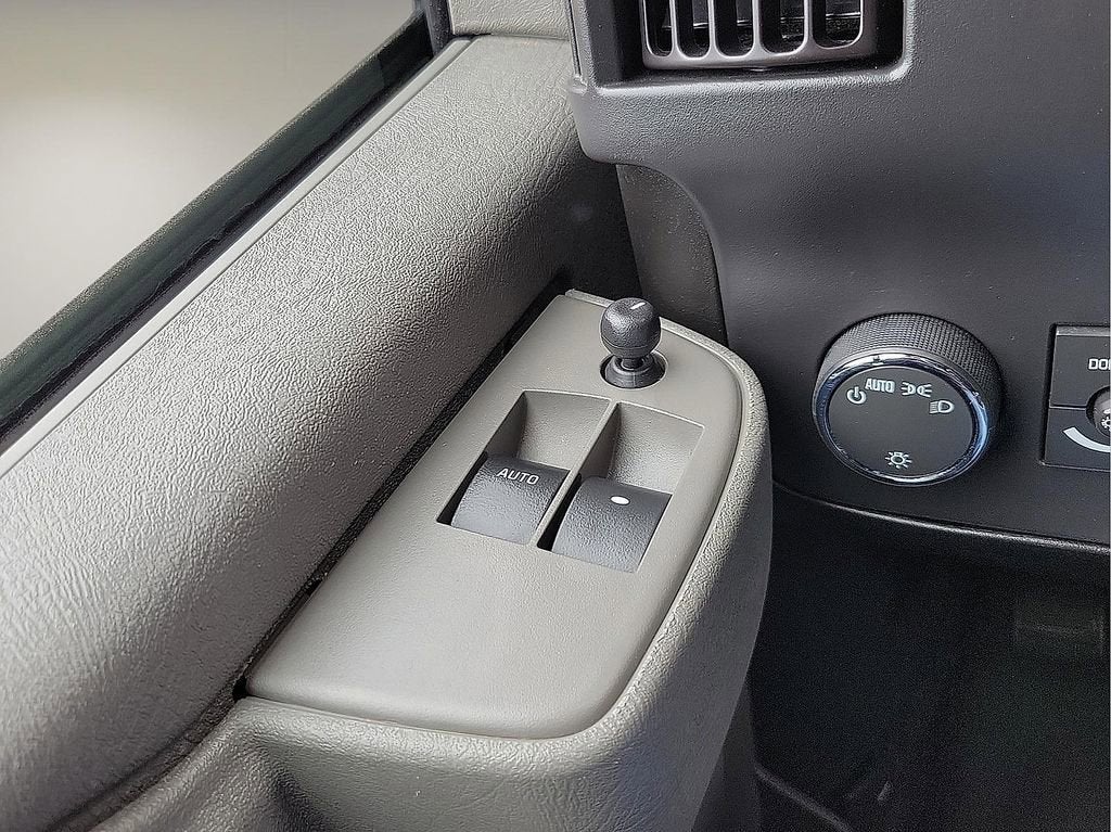 2024 GMC Savana Cargo 2500 Work Van