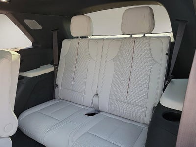 2026 Cadillac VISTIQ Luxury