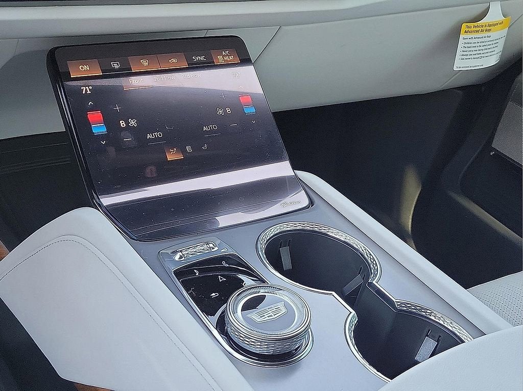 2026 Cadillac VISTIQ Sport