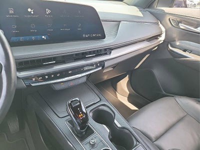 2025 Cadillac XT4 Premium Luxury