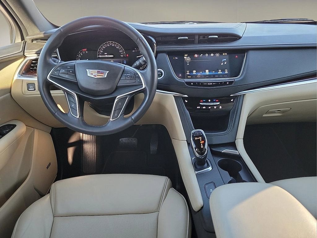 2018 Cadillac XT5 Luxury FWD