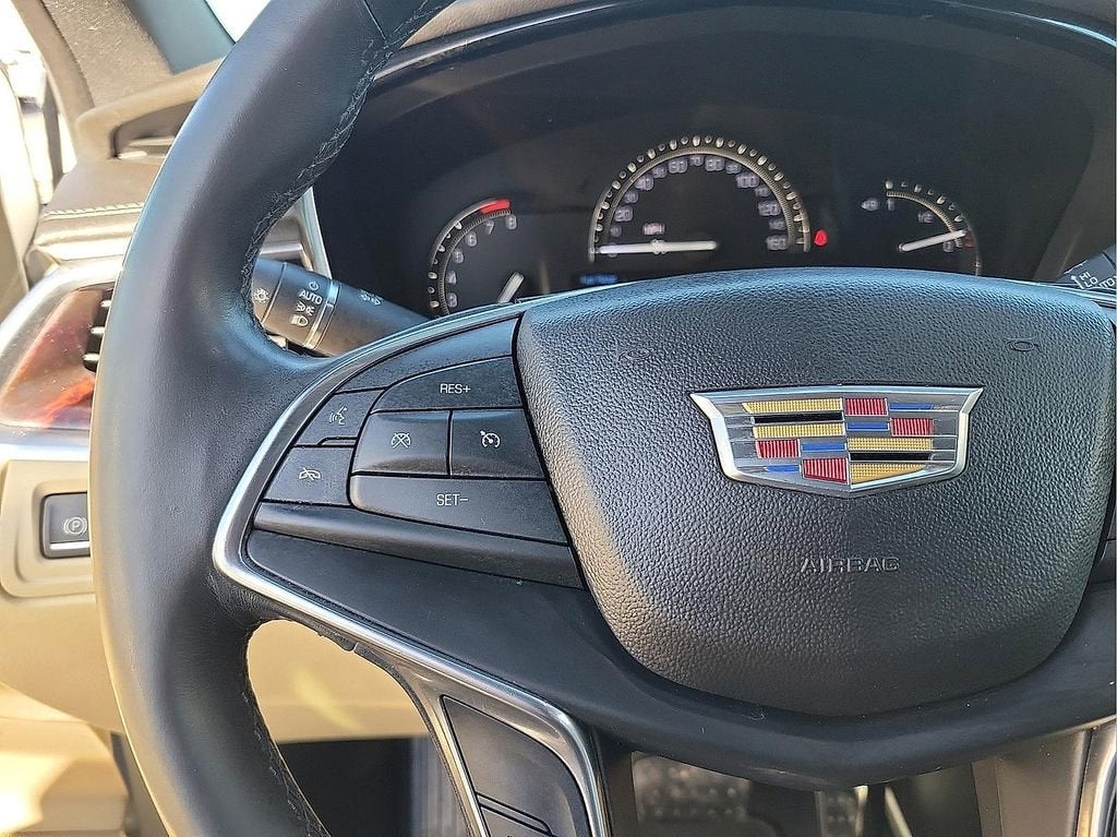 2018 Cadillac XT5 Luxury FWD