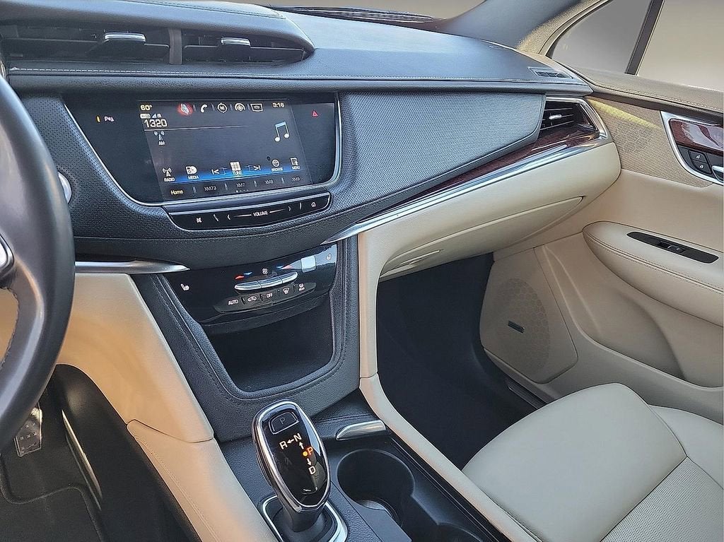 2018 Cadillac XT5 Luxury FWD