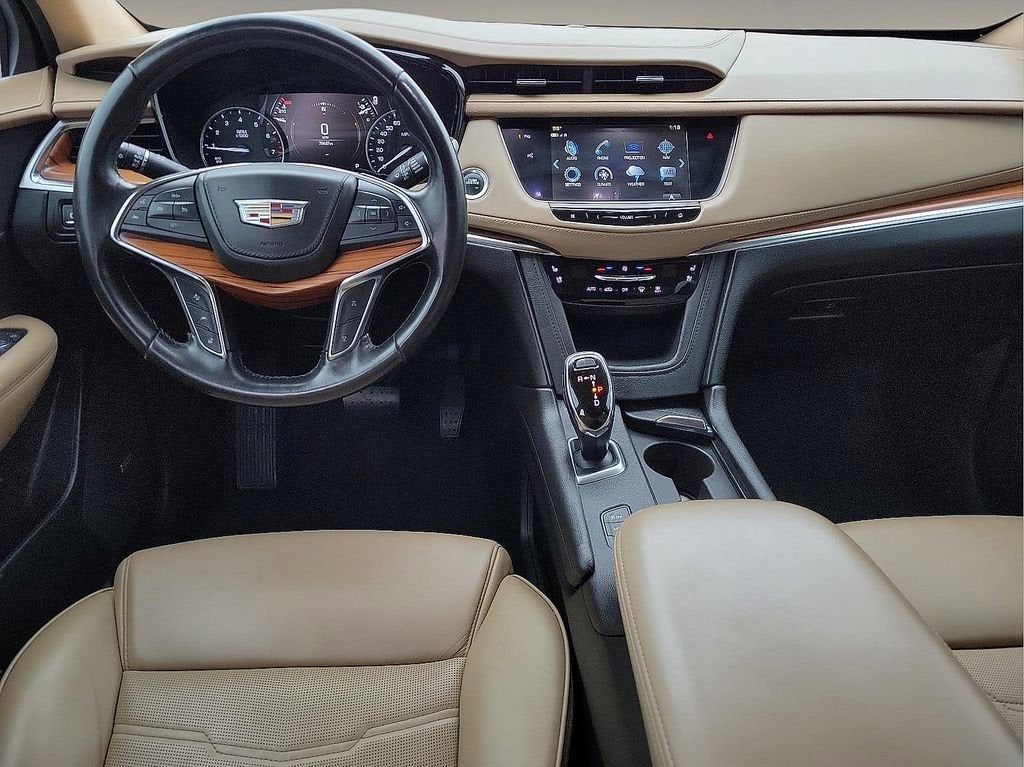 2019 Cadillac XT5 Platinum AWD