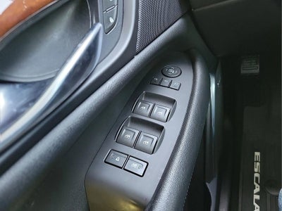 2018 Cadillac Escalade Luxury