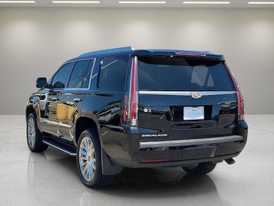 2018 Cadillac Escalade Luxury
