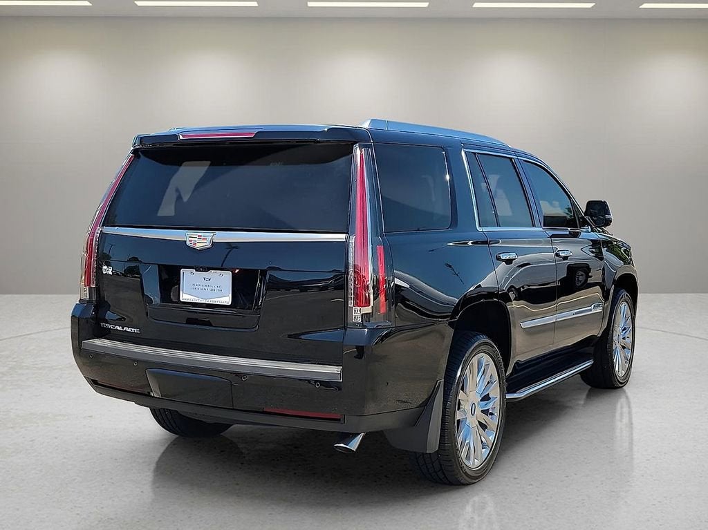 2018 Cadillac Escalade Luxury