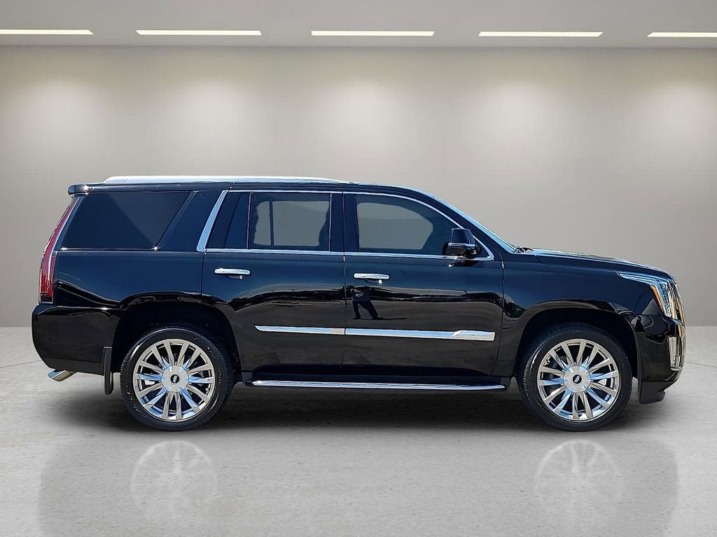 2018 Cadillac Escalade Luxury