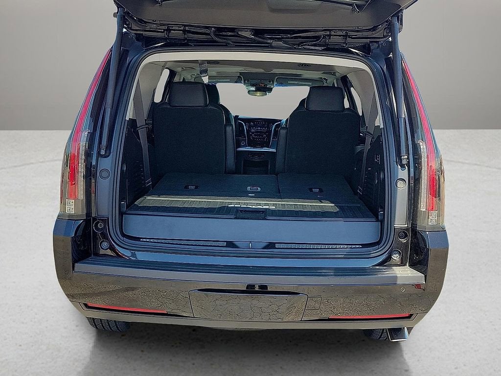 2018 Cadillac Escalade Luxury