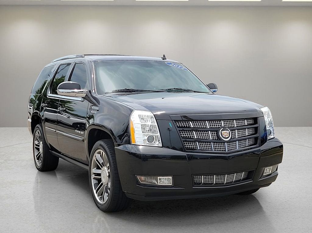 2012 Cadillac Escalade 2WD Premium's photo