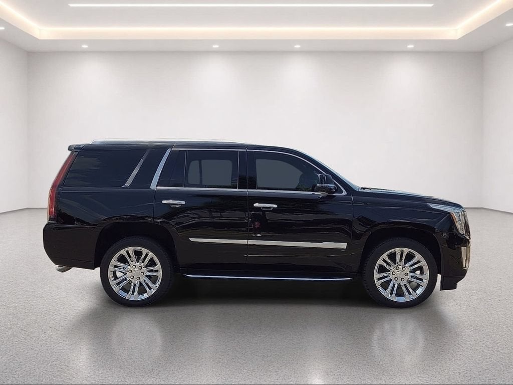 2020 Cadillac Escalade Luxury