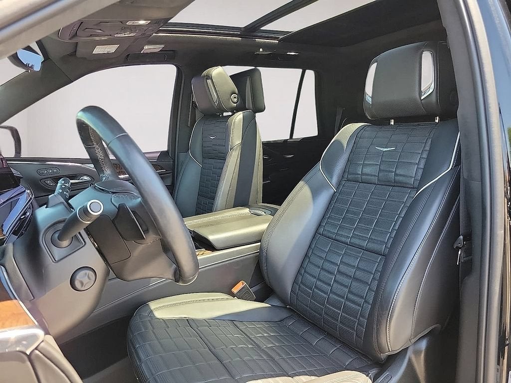 2022 Cadillac Escalade Sport Platinum