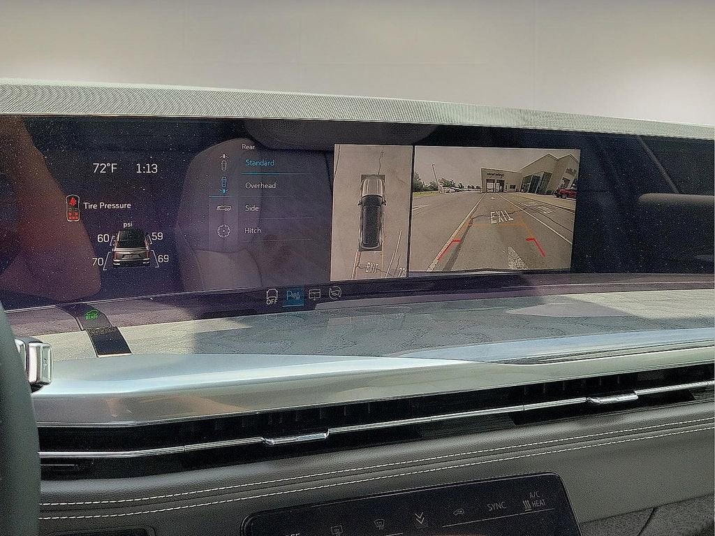 2025 Cadillac ESCALADE IQ Sport 1