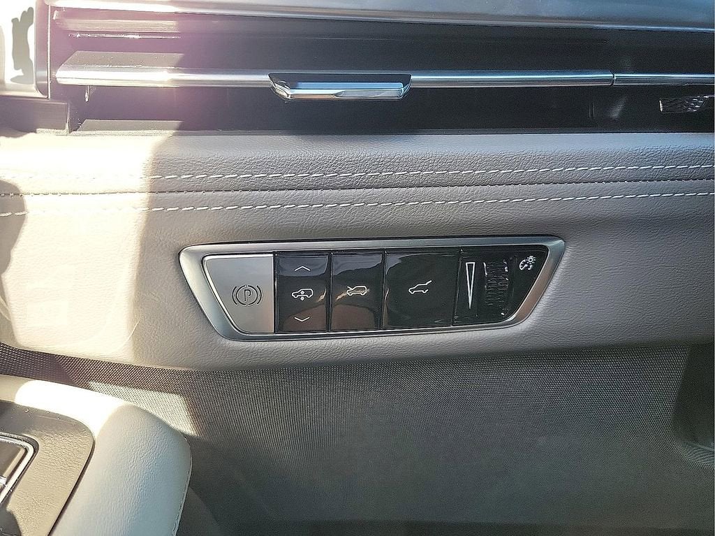 2026 Cadillac ESCALADE IQ Sport