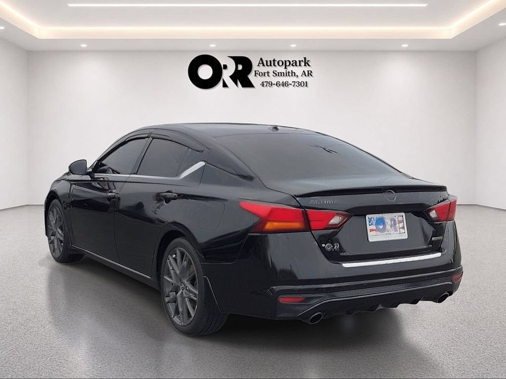 2023 Nissan Altima 2.0 SR