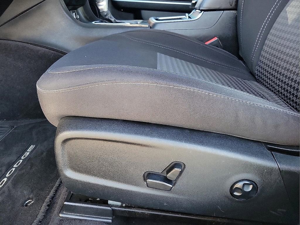 2017 Dodge Charger SXT