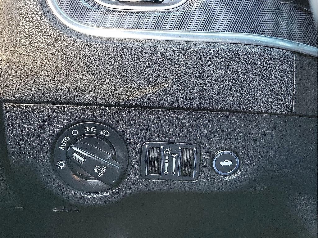 2017 Dodge Charger SXT