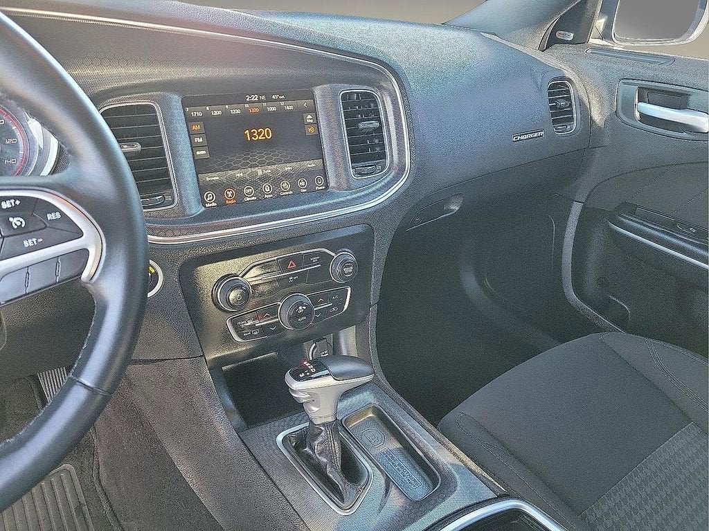 2017 Dodge Charger SXT