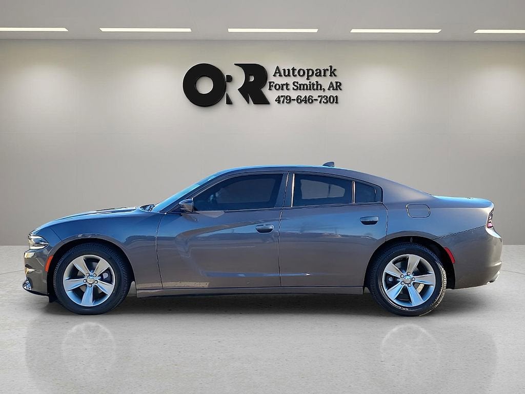 2017 Dodge Charger SXT