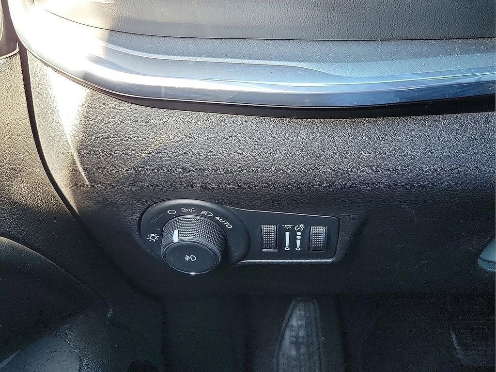 2023 Jeep Compass (RED) Edition