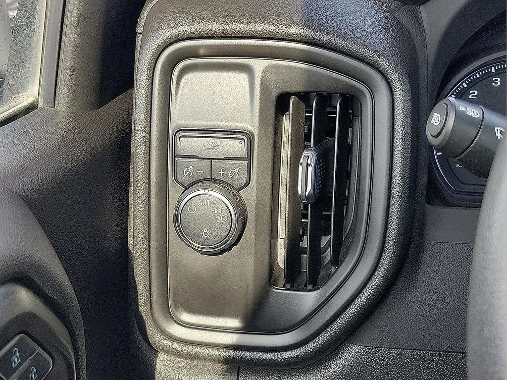 2022 Chevrolet Silverado 1500 WT