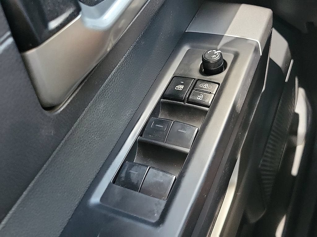 2024 Toyota Tundra 4WD SR5