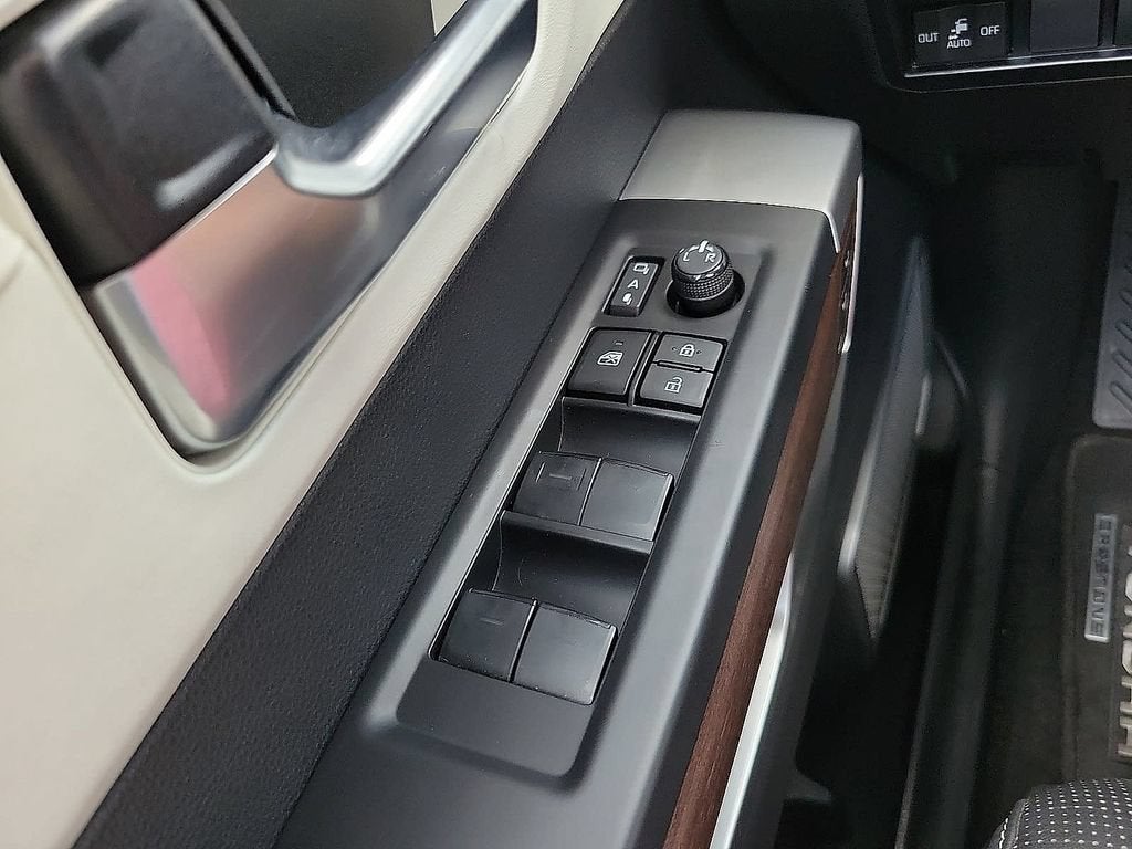 2023 Toyota Tundra 4WD Capstone Hybrid