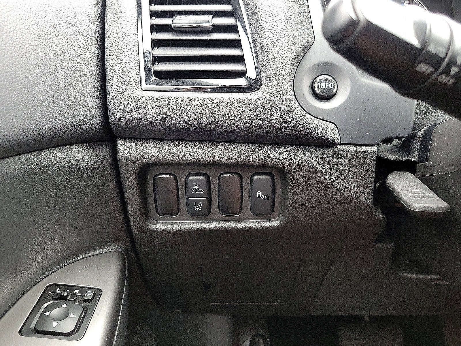 2025 Mitsubishi Outlander Sport S