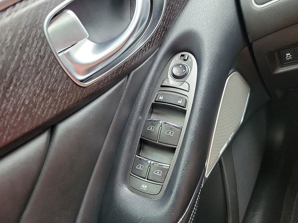 2022 INFINITI Q50 SENSORY