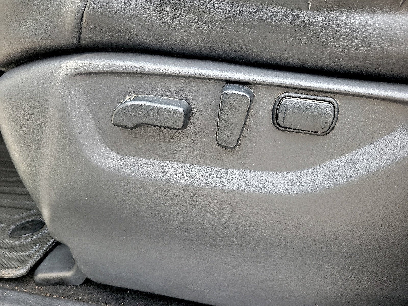2024 Nissan Armada SV