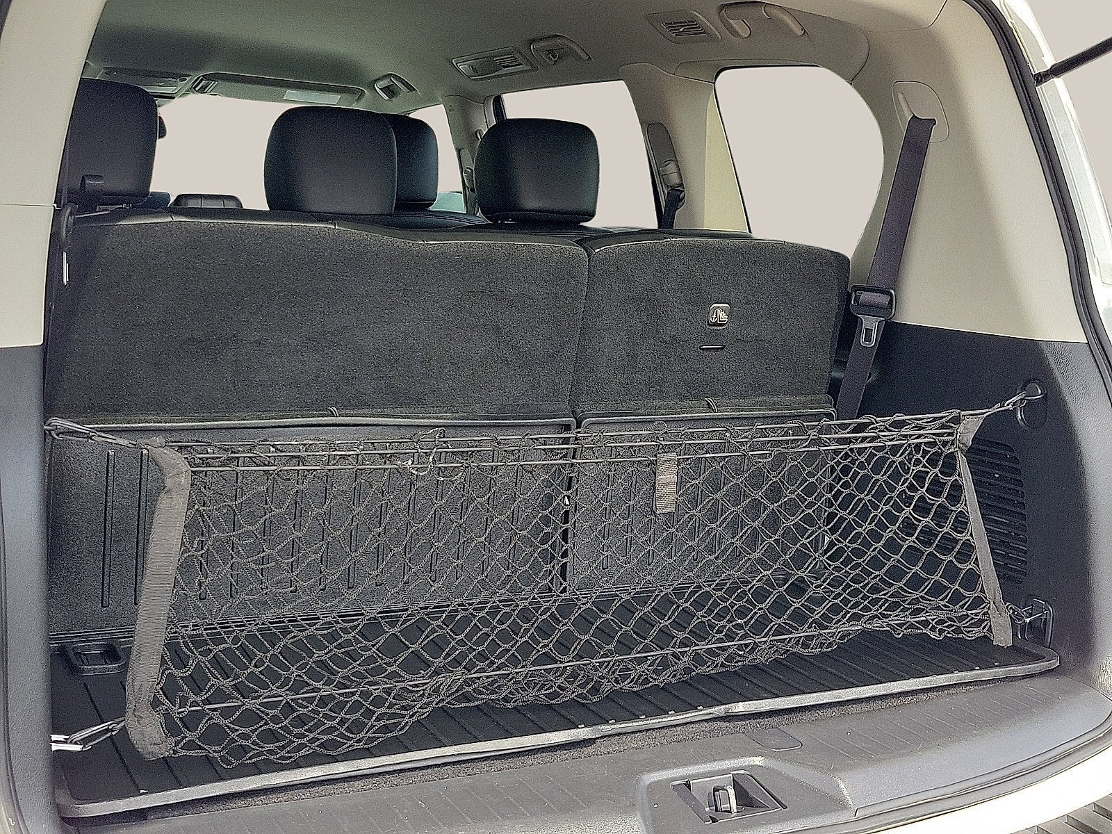 2024 Nissan Armada SV