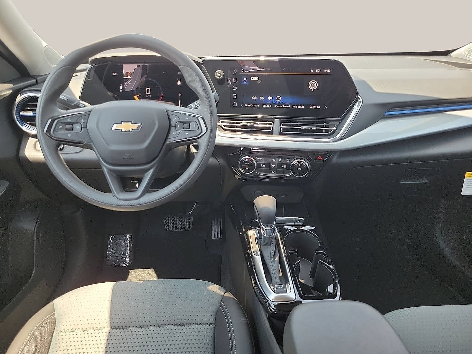 2026 Chevrolet Trax LT - Photo 10