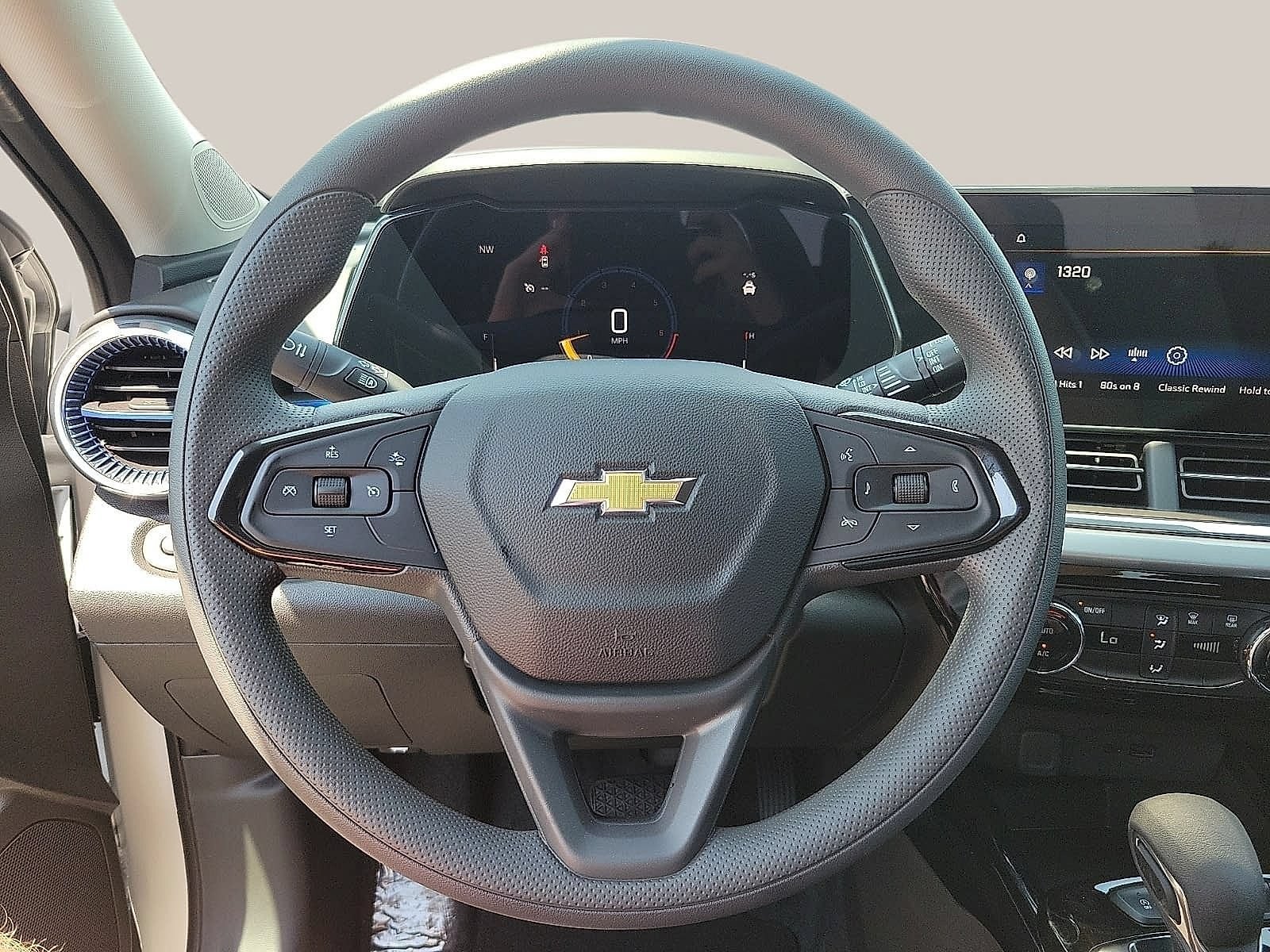 2026 Chevrolet Trax LT - Photo 19