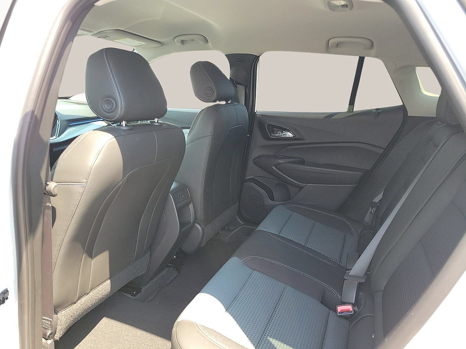 2026 Chevrolet Trax LT - Photo 9