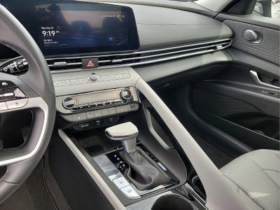 2024 Hyundai Elantra Limited