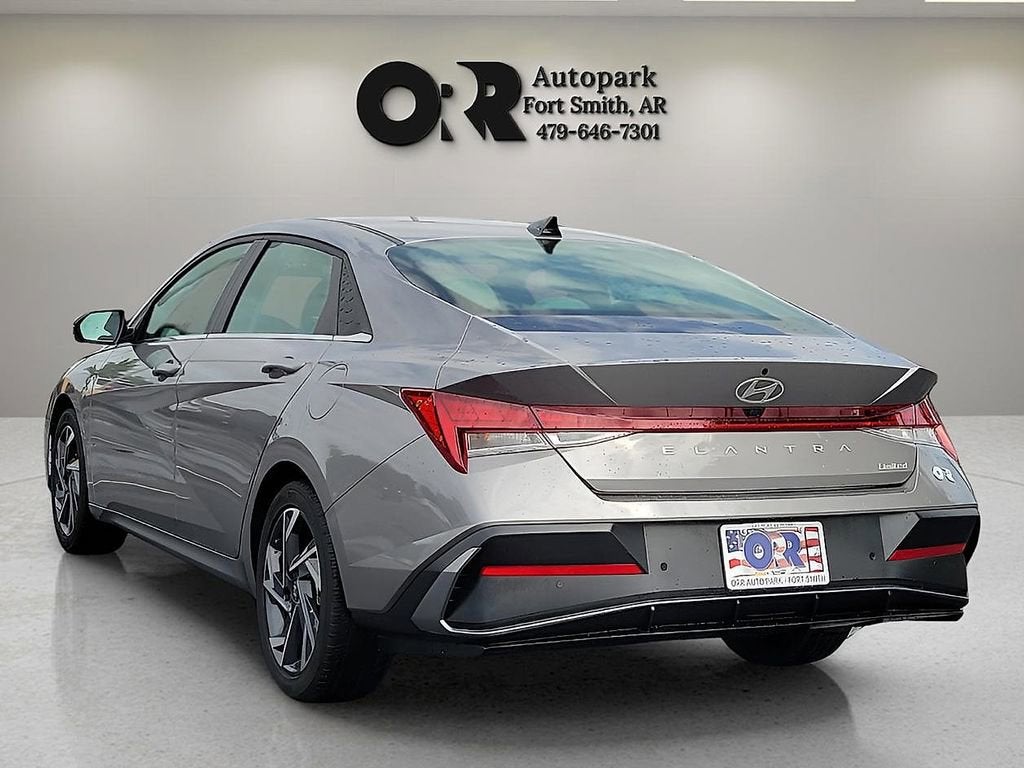 2024 Hyundai Elantra Limited