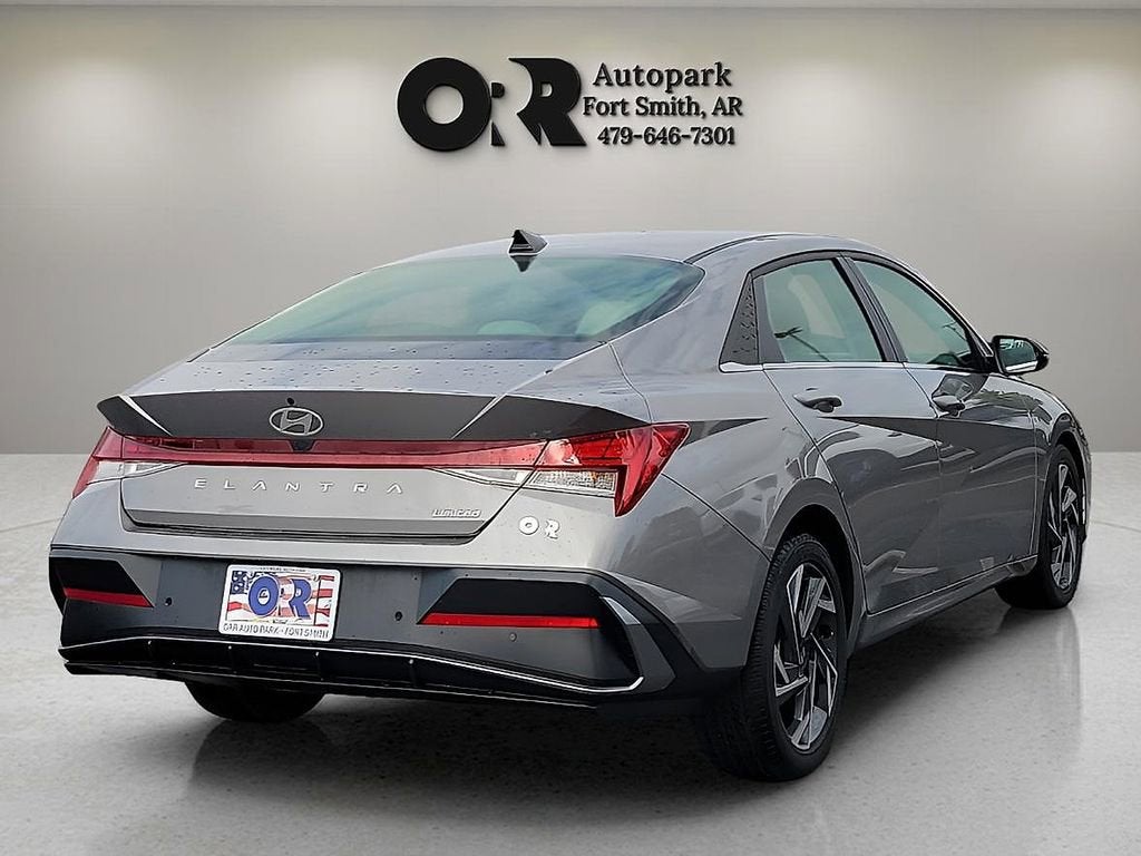 2024 Hyundai Elantra Limited